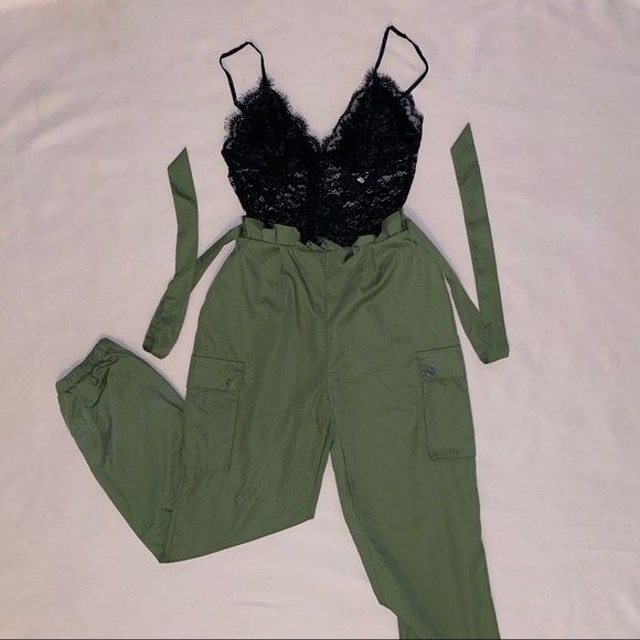 Fashion Nova Pants - NWT Fashion Nova Can't Forget It Cargo Jumpsuit, L